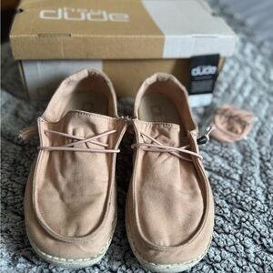 Hey Dude Pink Moccasin Shoes with Casual Style